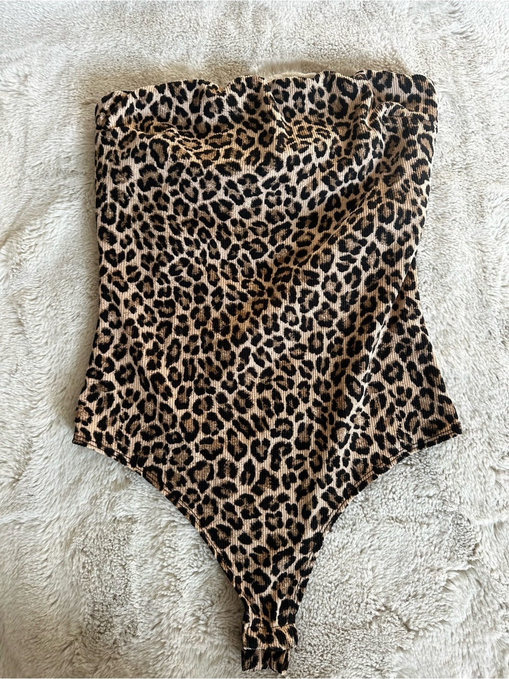 gaze Leopard-Print Strapless Bodysuit in Tan and Black